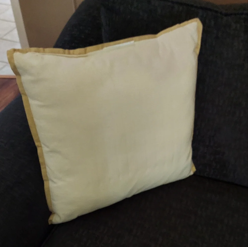 LIKE NEW Vintage Luxe Holiday Throw Pillow Set of 2! Gold Foil & Neutral